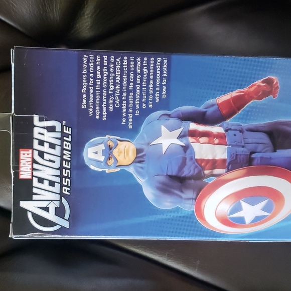 Marvel Captain America Titan Hero Series - Picture 6 of 13